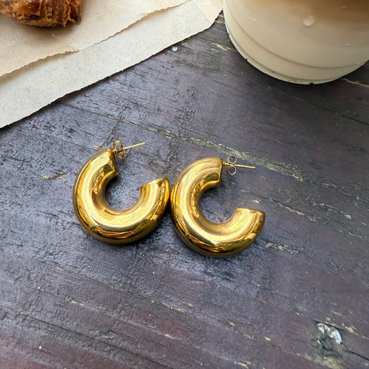 Luna Hoops — Gold